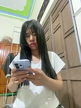 Miss me29 online show from March 2026 08:27:02 PM