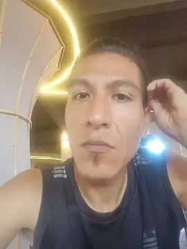 Rodrigohernan19 online show from April 2026 05:32:01 PM