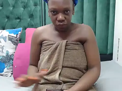 brownskingirl25 online show from January 2026 04:05:02 AM