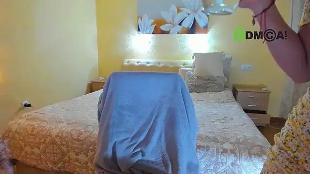 juliiaroberts online show from April 2026 04:01:01 AM