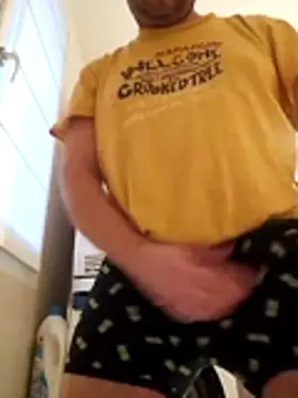 Snapshot of Poseidone76 chatting on January 2026 03:50:01 PM Poseidone76 online show from January 2026 03:50:01 PM