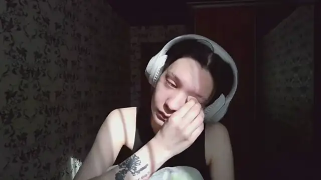 LxayBloom online show from March 2026 06:39:02 AM