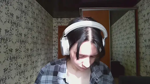 LxayBloom online show from March 2026 07:23:01 AM