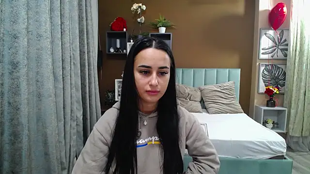 DarcyeJane online show from February 2026 05:19:02 PM