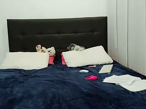 july fucha online show from April 2026 12:00:02 AM