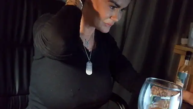 ScottishIvy online show from February 2026 01:10:02 AM