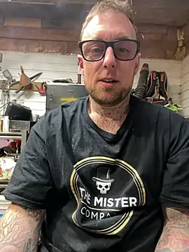 WIDBIGWHITECOCK online show from February 2026 05:06:01 AM