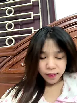 Lyli-122 online show from January 2026 02:48:02 AM