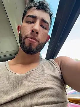 Snapshot of liam_bronw chatting on January 2026 07:41:02 PM liam bronw online show from January 2026 07:41:02 PM