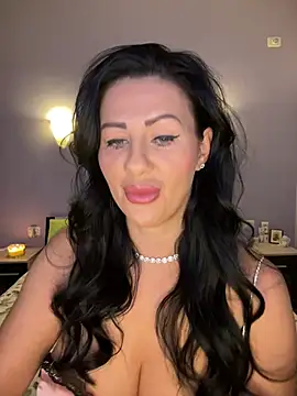 IRISWHITE17 online show from July 2026 03:20:02 AM