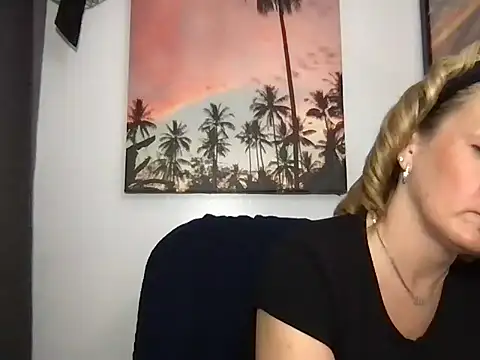 SattivvaXXX online show from April 2026 05:28:01 PM