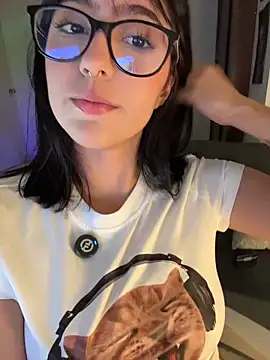 HinaSweet online show from March 2026 12:38:02 AM