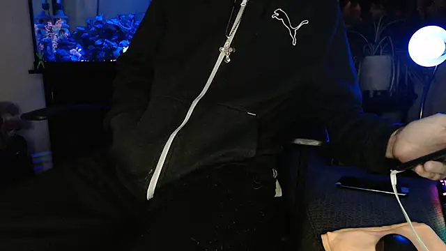 EspanolVato online show from March 2026 08:10:01 AM