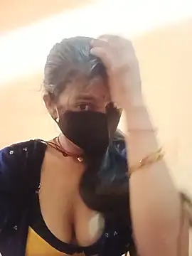 Snapshot of Kinjal_setty chatting on June 2026 02:33:02 AM Kinjal setty online show from June 2026 02:33:02 AM