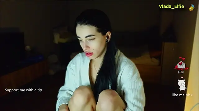 Vlada Elfie online show from April 2026 08:22:01 PM