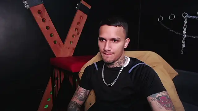 DarkBenito online show from January 2026 02:44:01 PM