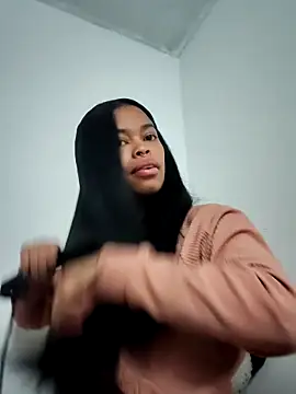 shenna brunette online show from January 2026 01:37:02 PM