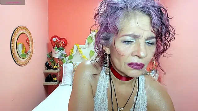 Dalila Najjar  online show from April 2026 02:06:02 PM