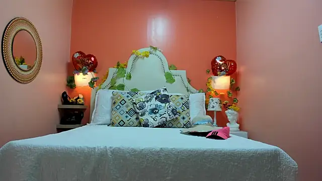 Dalila Najjar  online show from April 2026 02:43:01 PM