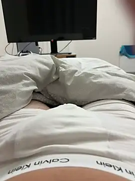 Snapshot of hrnylad_55 chatting on January 2026 08:43:01 PM hrnylad 55 online show from January 2026 08:43:01 PM