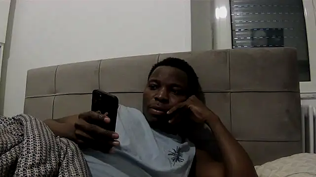 Snapshot of Bigchocco chatting on March 2026 02:12:01 PM Bigchocco online show from March 2026 02:12:01 PM