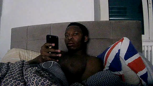 Snapshot of Bigchocco chatting on March 2026 11:24:01 PM Bigchocco online show from March 2026 11:24:01 PM