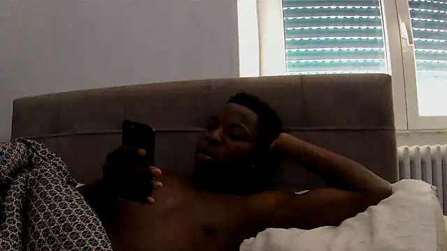 Snapshot of Bigchocco chatting on May 2026 11:42:02 AM Bigchocco online show from May 2026 11:42:02 AM