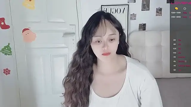 sunny-ly online show from March 2026 06:30:02 PM