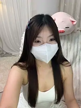 Snapshot of _xiaoxinxin_ chatting on May 2026 02:45:01 PM xiaoxinxin online show from May 2026 02:45:01 PM