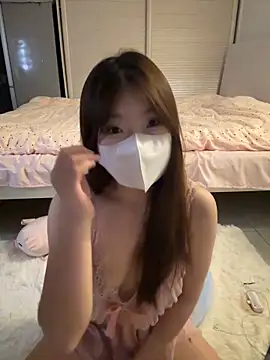Snapshot of _xiaoxinxin_ chatting on May 2026 03:06:01 PM xiaoxinxin online show from May 2026 03:06:01 PM