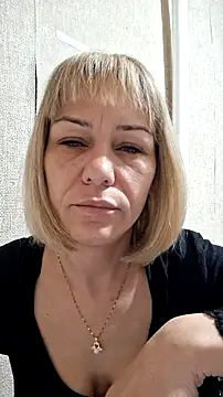 MissKryss online show from February 2026 01:39:02 AM