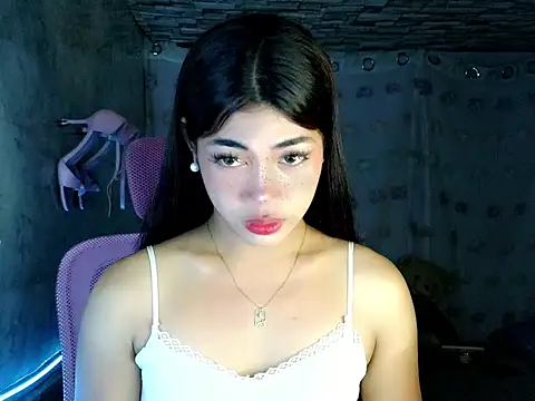 Margalona  online show from April 2026 07:58:02 PM