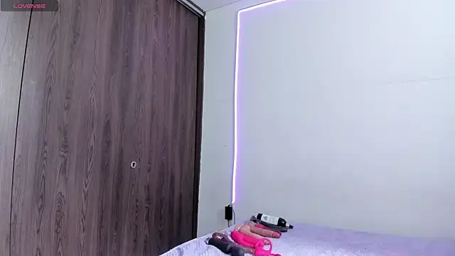 maazikeenx online show from April 2026 02:11:01 PM