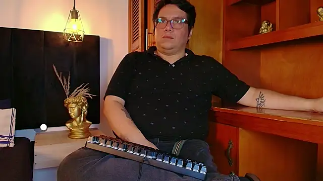 chubby16cm online show from March 2026 04:31:01 AM