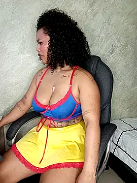 Snapshot of tanisha__lux chatting on July 2026 04:42:02 AM tanisha lux online show from July 2026 04:42:02 AM