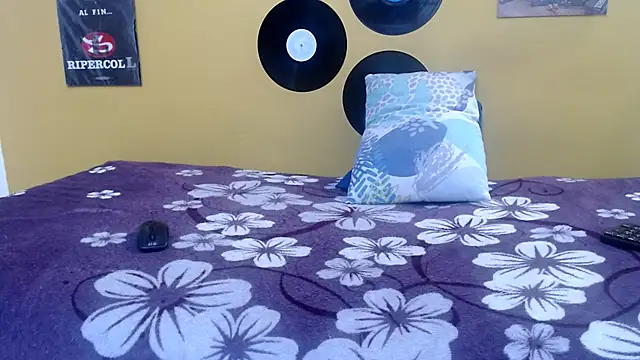 marcelasweet457 online show from April 2026 02:09:01 PM