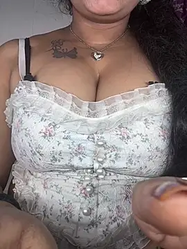 Sex-couple76 online show from January 2026 04:21:02 PM