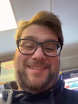 Snapshot of Dominic2295 chatting on February 2026 05:14:01 AM Dominic2295 online show from February 2026 05:14:01 AM