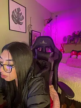 Natsrose online show from February 2026 01:07:02 PM