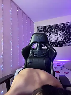 Natsrose online show from February 2026 12:56:02 PM