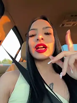 Snapshot of Evelin199 chatting on May 2026 05:39:01 PM Evelin199 online show from May 2026 05:39:01 PM