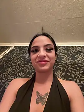 Snapshot of Evelin199 chatting on May 2026 07:19:02 PM Evelin199 online show from May 2026 07:19:02 PM
