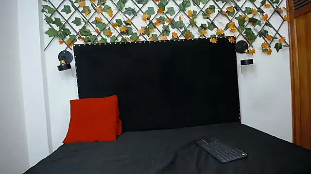 vsamanthaper1 online show from April 2026 08:02:02 PM