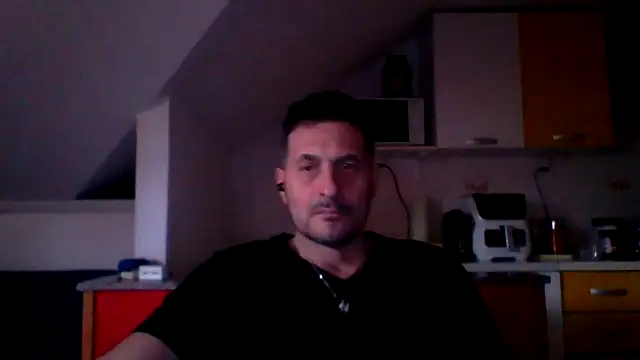 Snapshot of colosone chatting on February 2026 01:06:02 PM colosone online show from February 2026 01:06:02 PM