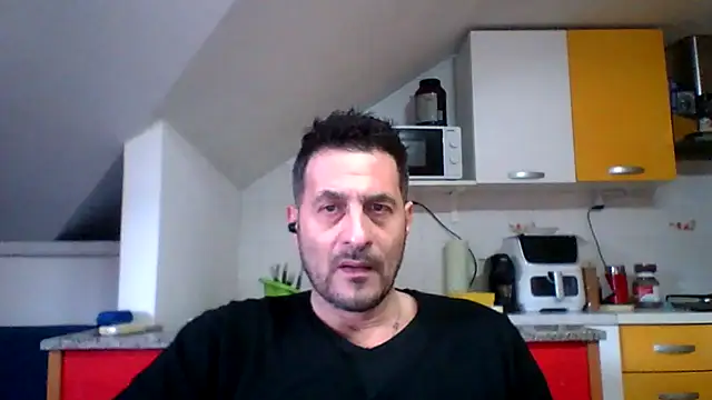 Snapshot of colosone chatting on February 2026 12:09:02 PM colosone online show from February 2026 12:09:02 PM