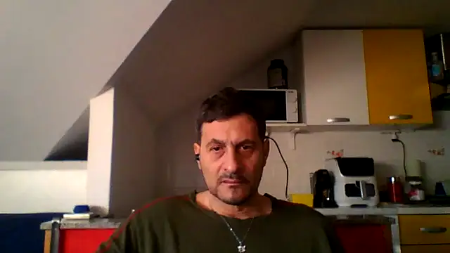 Snapshot of colosone chatting on February 2026 07:45:02 AM colosone online show from February 2026 07:45:02 AM