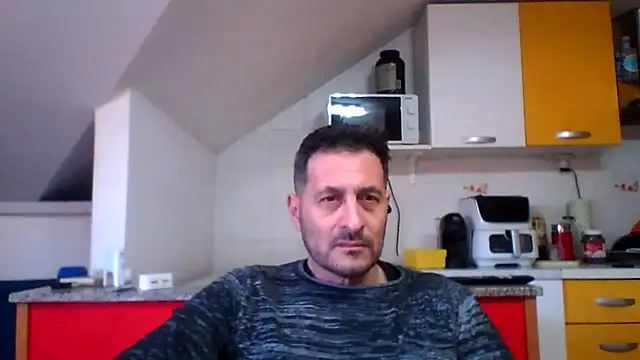 Snapshot of colosone chatting on February 2026 11:07:02 AM colosone online show from February 2026 11:07:02 AM