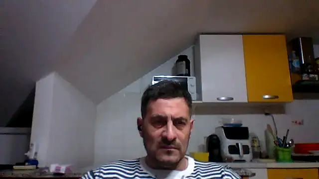 Snapshot of colosone chatting on March 2026 09:53:02 PM colosone online show from March 2026 09:53:02 PM