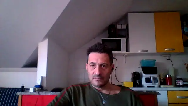 Snapshot of colosone chatting on March 2026 09:13:01 AM colosone online show from March 2026 09:13:01 AM