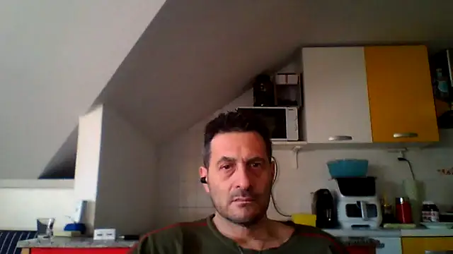 Snapshot of colosone chatting on March 2026 07:45:02 AM colosone online show from March 2026 07:45:02 AM